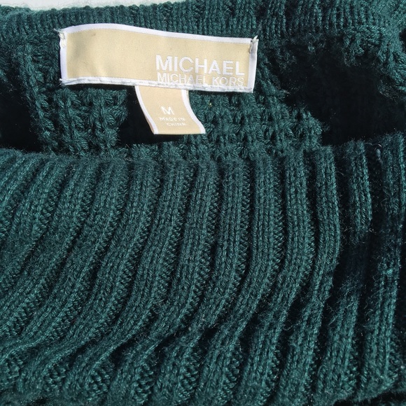 Michel Kors Turtleneck Sweater with pocket - Picture 5 of 7